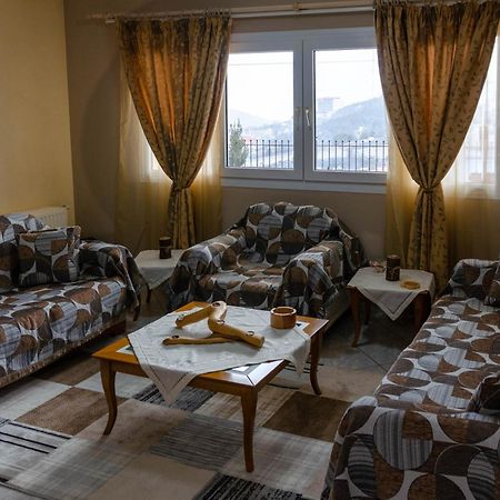 Apartament Dimitri'S Mountain House Karpenísion Zewnętrze zdjęcie